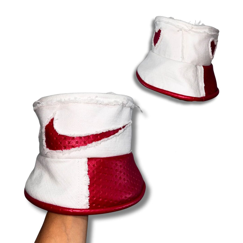 Deconstructed red and white heart Giovanni F Bucket Hat